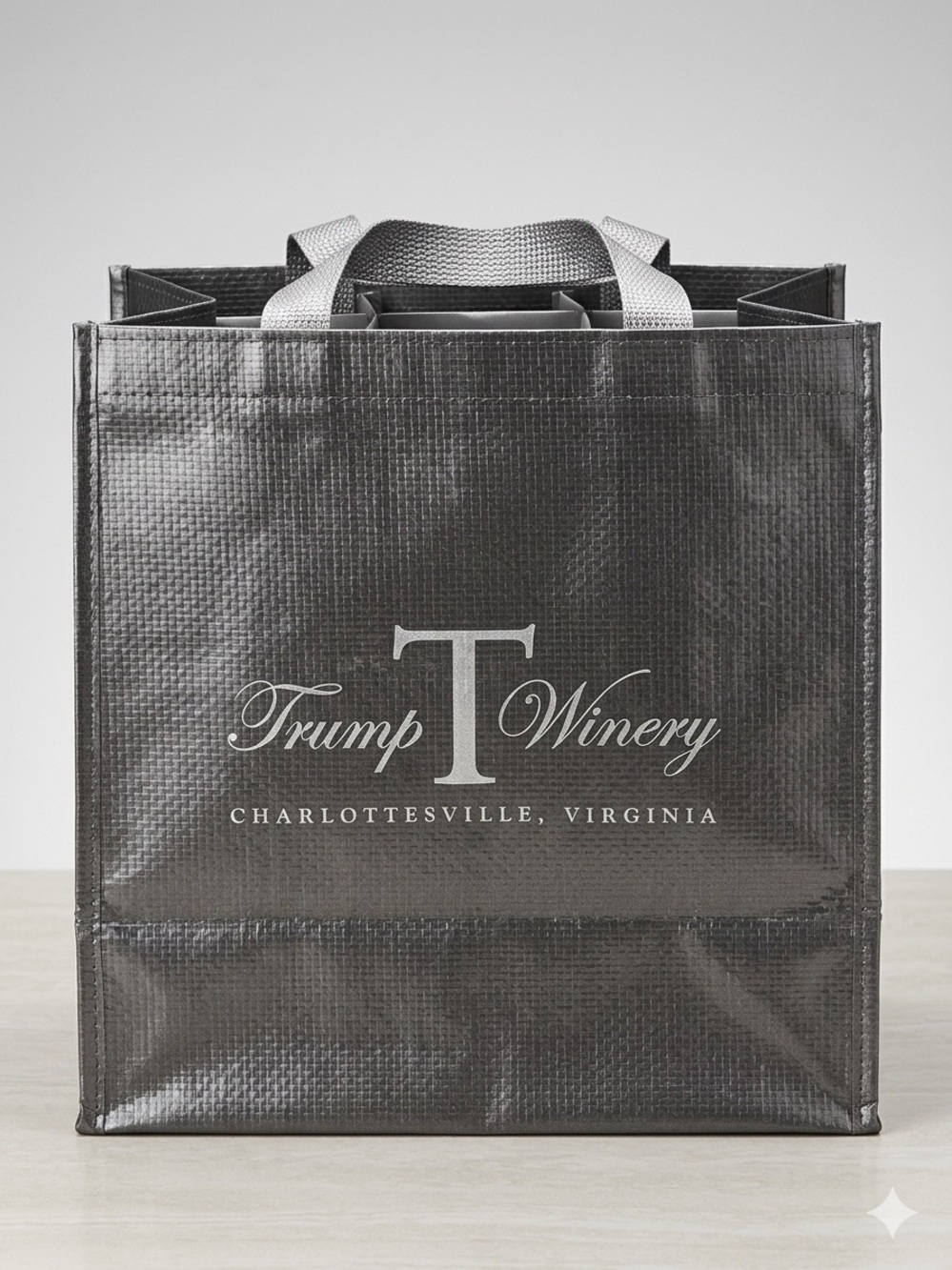 TRUMP Winery Charlottesville Virginia 6-Bottle Reusable Wine Tote Bag Black